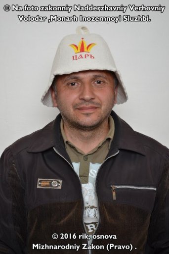 Щоб збільшити фото,то клацай на нього .